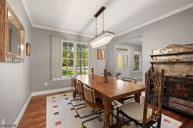 94 Princeton Ave, Rocky Hill Boro, NJ 08553