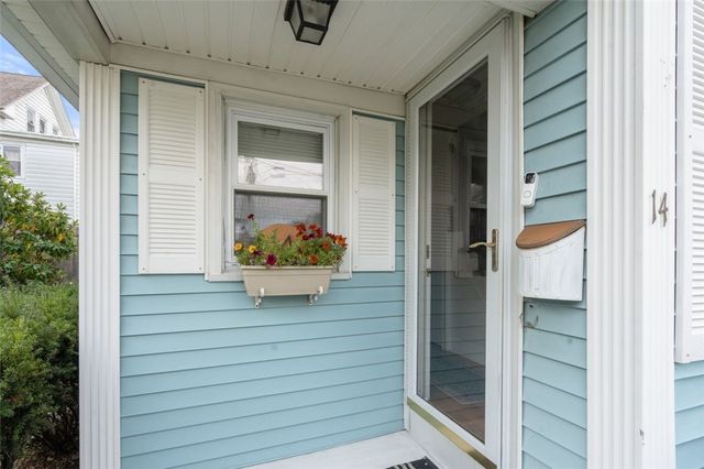 14 North Street, East Providence, RI 02915