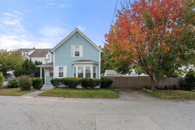 14 North Street, East Providence, RI 02915