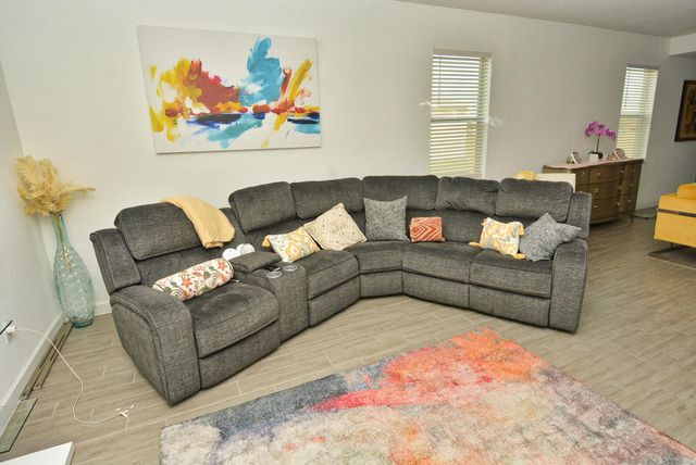 7487 NW Deysbrook Lane, Port St. Lucie, Port St Lucie, FL 34987