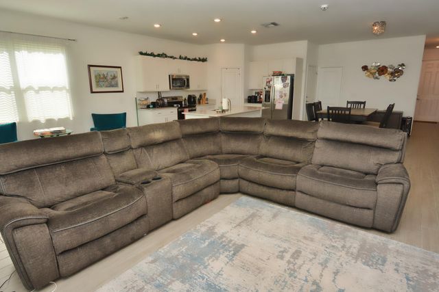 7487 NW Deysbrook Lane, Port St. Lucie, Port St Lucie, FL 34987