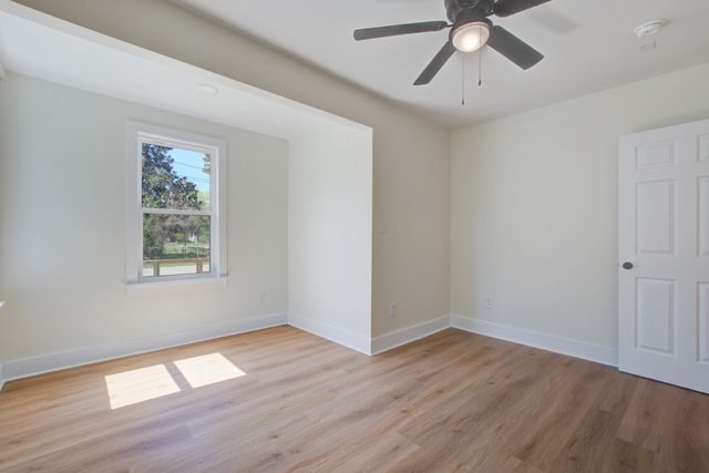 2601 Oregon Avenue, North Charleston, SC 29405