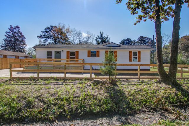 2601 Oregon Avenue, North Charleston, SC 29405