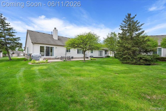 41034 Greenspire Drive, Clinton Charter Township, MI 48038
