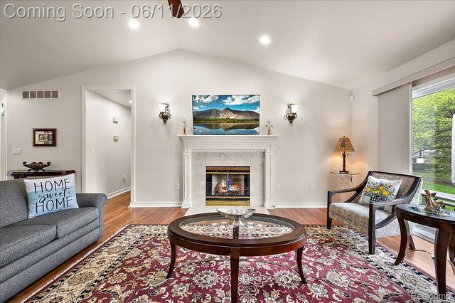 41034 Greenspire Drive, Clinton Charter Township, MI 48038