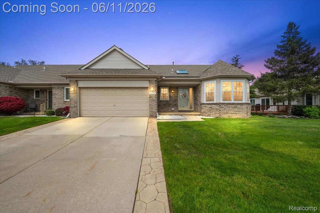 41034 Greenspire Drive, Clinton Charter Township, MI 48038
