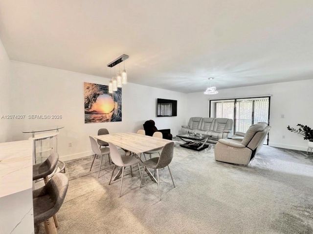 3432 NW 86th Way 201, Sunrise, FL 33351