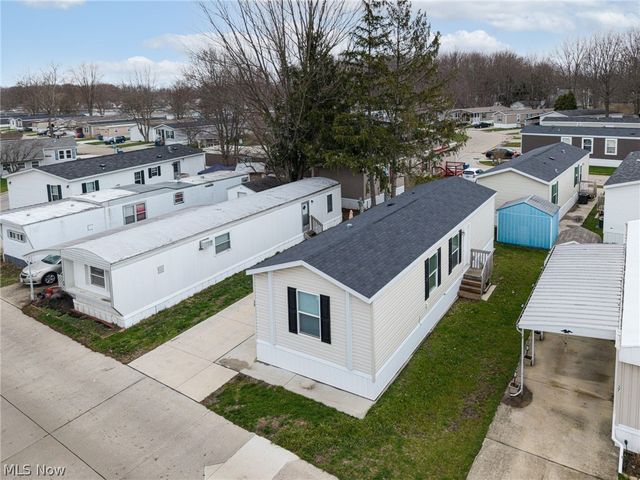 6610 Lear Nagle Road 38, North Ridgeville, OH 44039