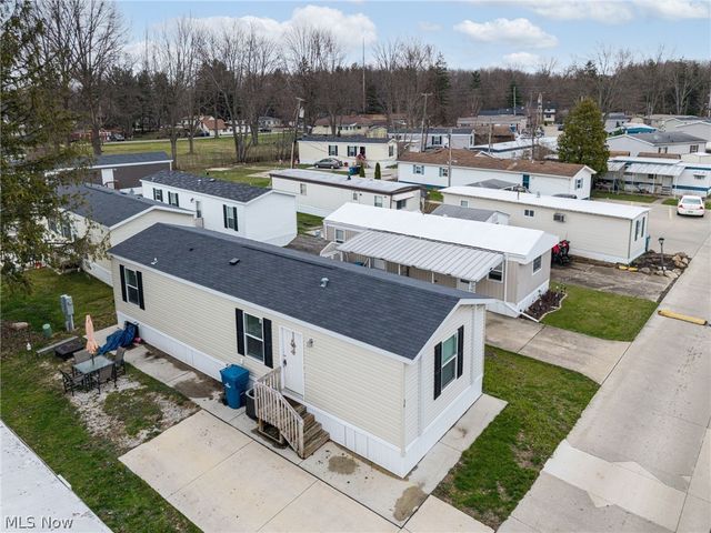 6610 Lear Nagle Road 38, North Ridgeville, OH 44039