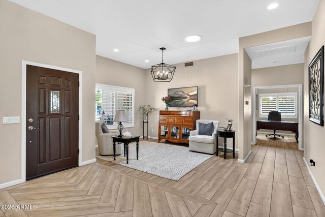 5257 E MICHELLE Drive, Scottsdale, AZ 85254