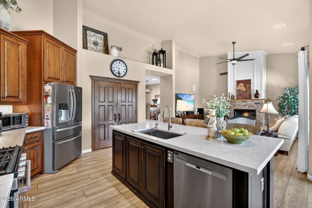 5257 E MICHELLE Drive, Scottsdale, AZ 85254