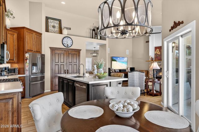 5257 E MICHELLE Drive, Scottsdale, AZ 85254