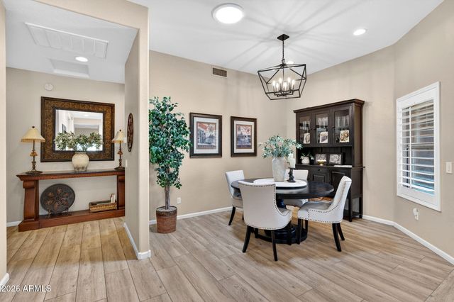 5257 E MICHELLE Drive, Scottsdale, AZ 85254