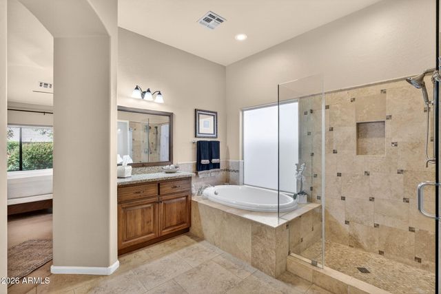5257 E MICHELLE Drive, Scottsdale, AZ 85254