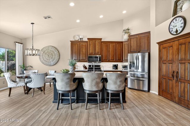 5257 E MICHELLE Drive, Scottsdale, AZ 85254