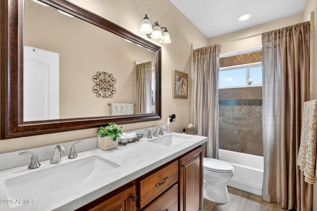 5257 E MICHELLE Drive, Scottsdale, AZ 85254