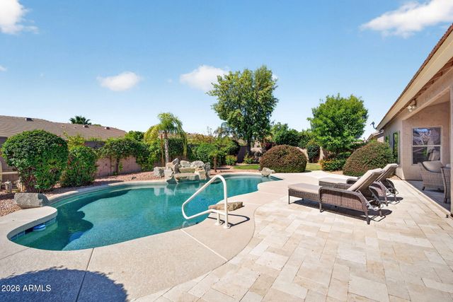 5257 E MICHELLE Drive, Scottsdale, AZ 85254