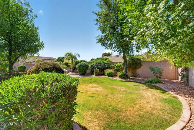 5257 E MICHELLE Drive, Scottsdale, AZ 85254