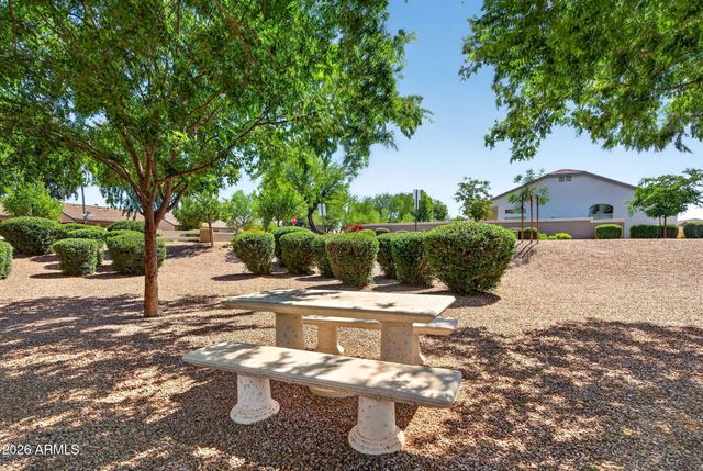 5257 E MICHELLE Drive, Scottsdale, AZ 85254