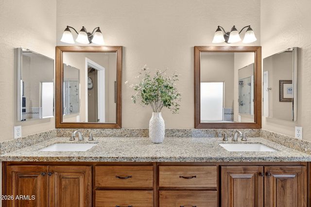 5257 E MICHELLE Drive, Scottsdale, AZ 85254