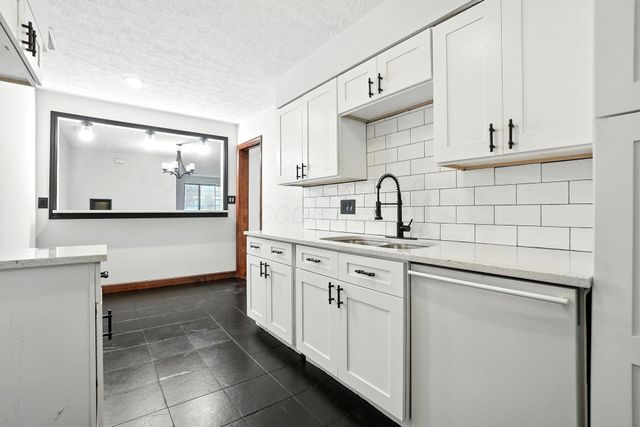 295 E Whittier Street, Columbus, OH 43206