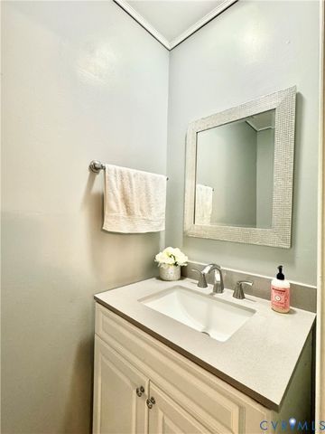 9426 Camrose Rd, Henrico, VA 23229