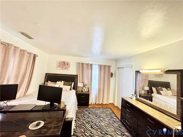 9426 Camrose Rd, Henrico, VA 23229