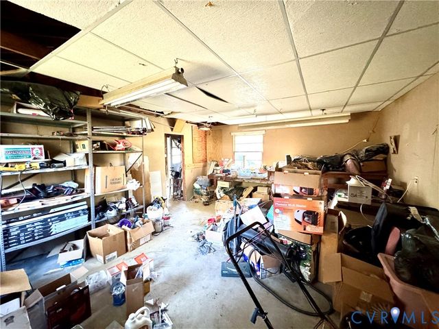 9426 Camrose Rd, Henrico, VA 23229