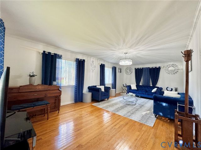 9426 Camrose Rd, Henrico, VA 23229