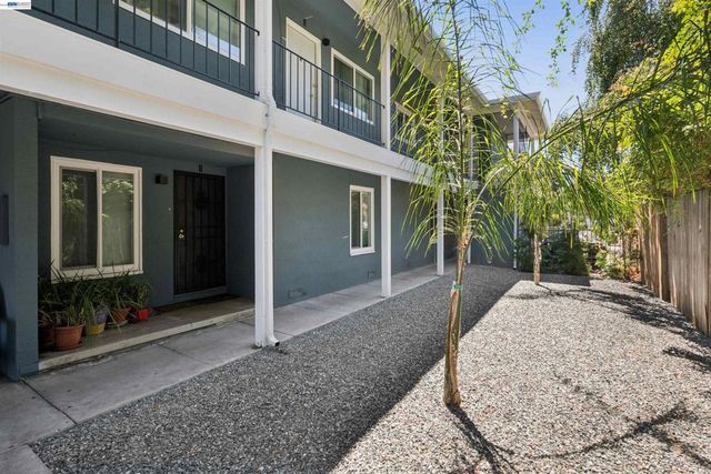 939 Channing Way, Berkeley, CA 94710