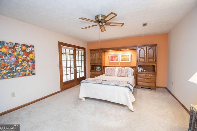 323 Larkspur Turn, Peachtree City, GA 30269