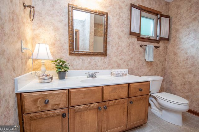 323 Larkspur Turn, Peachtree City, GA 30269