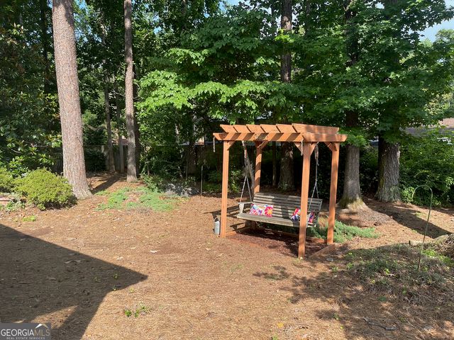 323 Larkspur Turn, Peachtree City, GA 30269