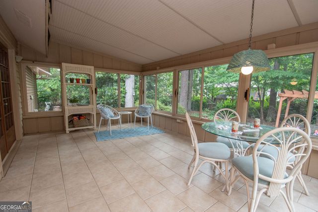 323 Larkspur Turn, Peachtree City, GA 30269