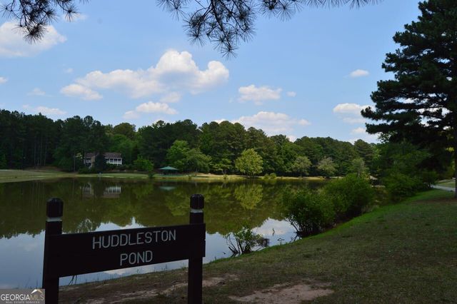 323 Larkspur Turn, Peachtree City, GA 30269