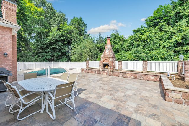 24 Brierwood Drive, Orange, CT 06477