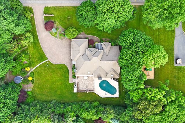 24 Brierwood Drive, Orange, CT 06477