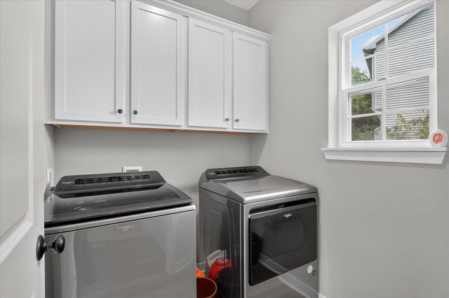 185 N Cranberry Street, Elkhorn, WI 53121