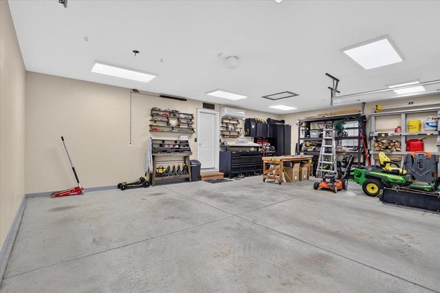 185 N Cranberry Street, Elkhorn, WI 53121