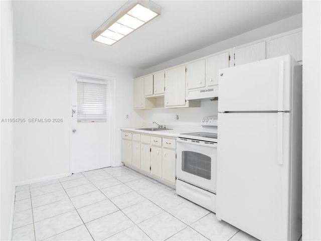 2025 Miami Rd 15, Fort Lauderdale, FL 33316