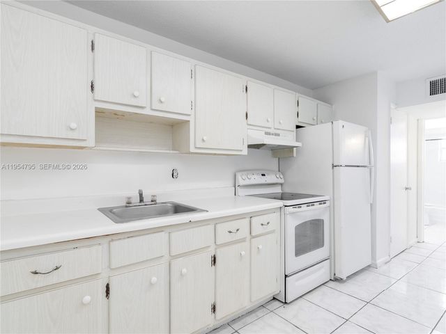 2025 Miami Rd 15, Fort Lauderdale, FL 33316