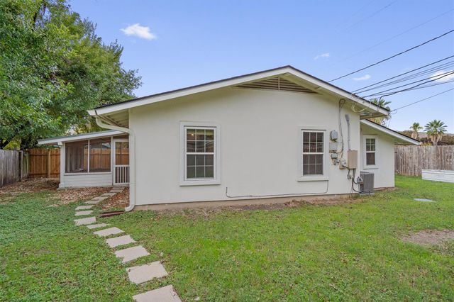 1228 Broadmoor DR, Austin, TX 78723