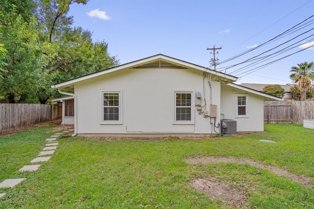 1228 Broadmoor DR, Austin, TX 78723