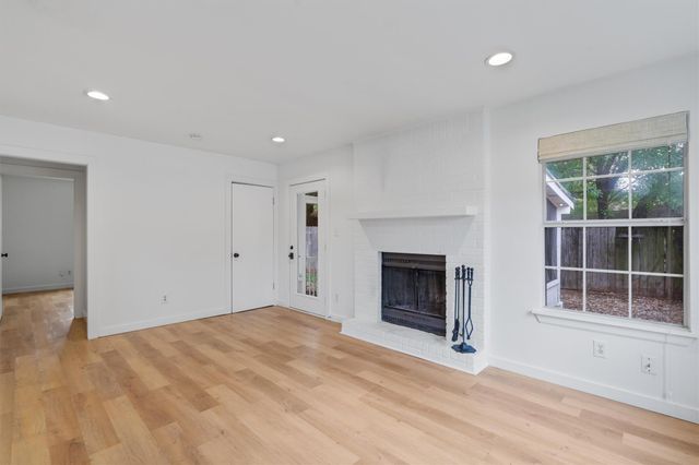 1228 Broadmoor DR, Austin, TX 78723