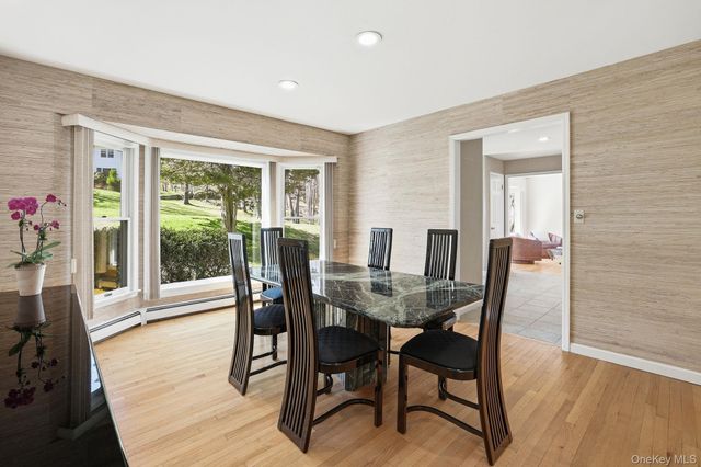 35 Woodcrest Drive, Armonk, NY 10504