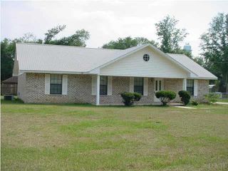 5757 Melrose Dr, Milton, FL 32570