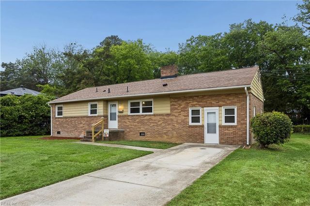 1 Westbrook DR, Hampton, VA 23666
