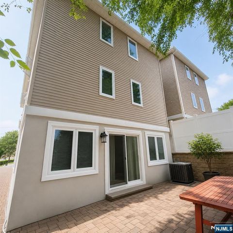1407 88th Street, North Bergen, NJ 07047