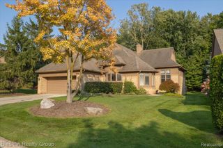 28768 Hidden Trail, Farmington Hills, MI 48331