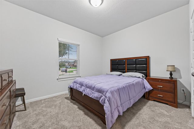 5806 Platinum Lakes Court, Richmond, TX 77469